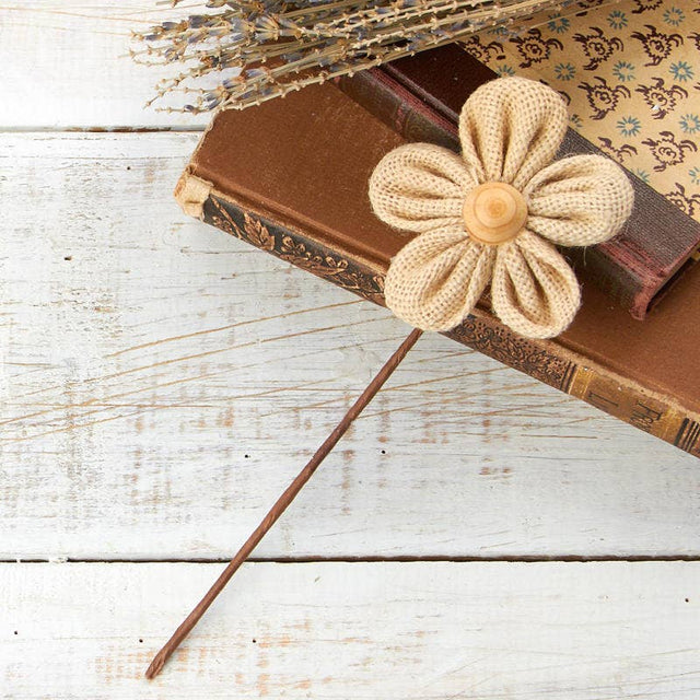 7" Natural Burlap Daisy Pick