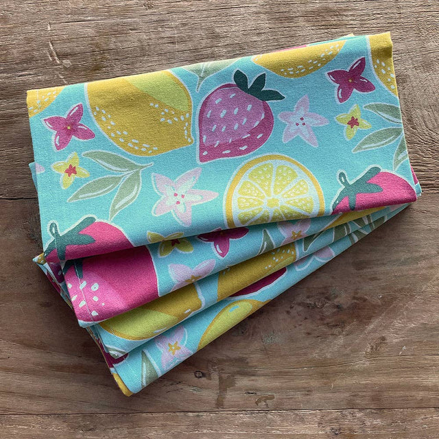 18"x18" Strawberries and Lemon Napkin Set/4