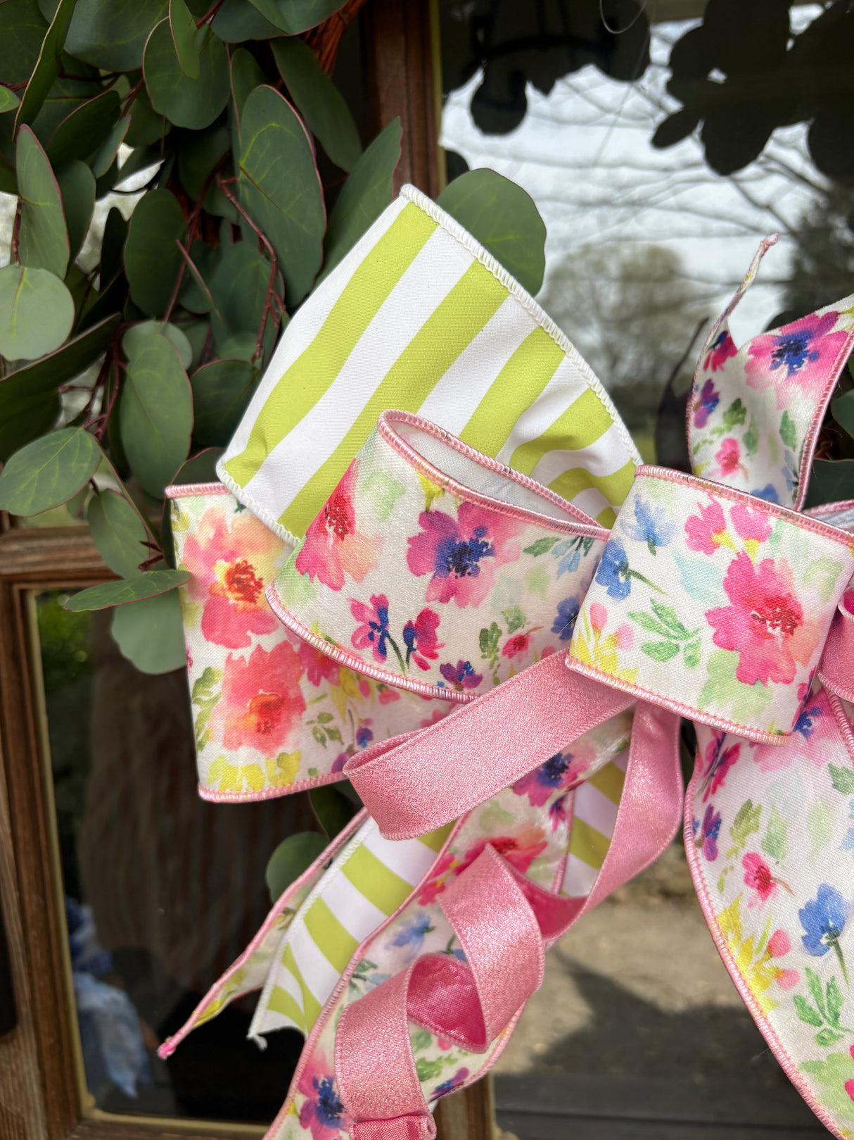15" Blossom & Vine Spring Bow