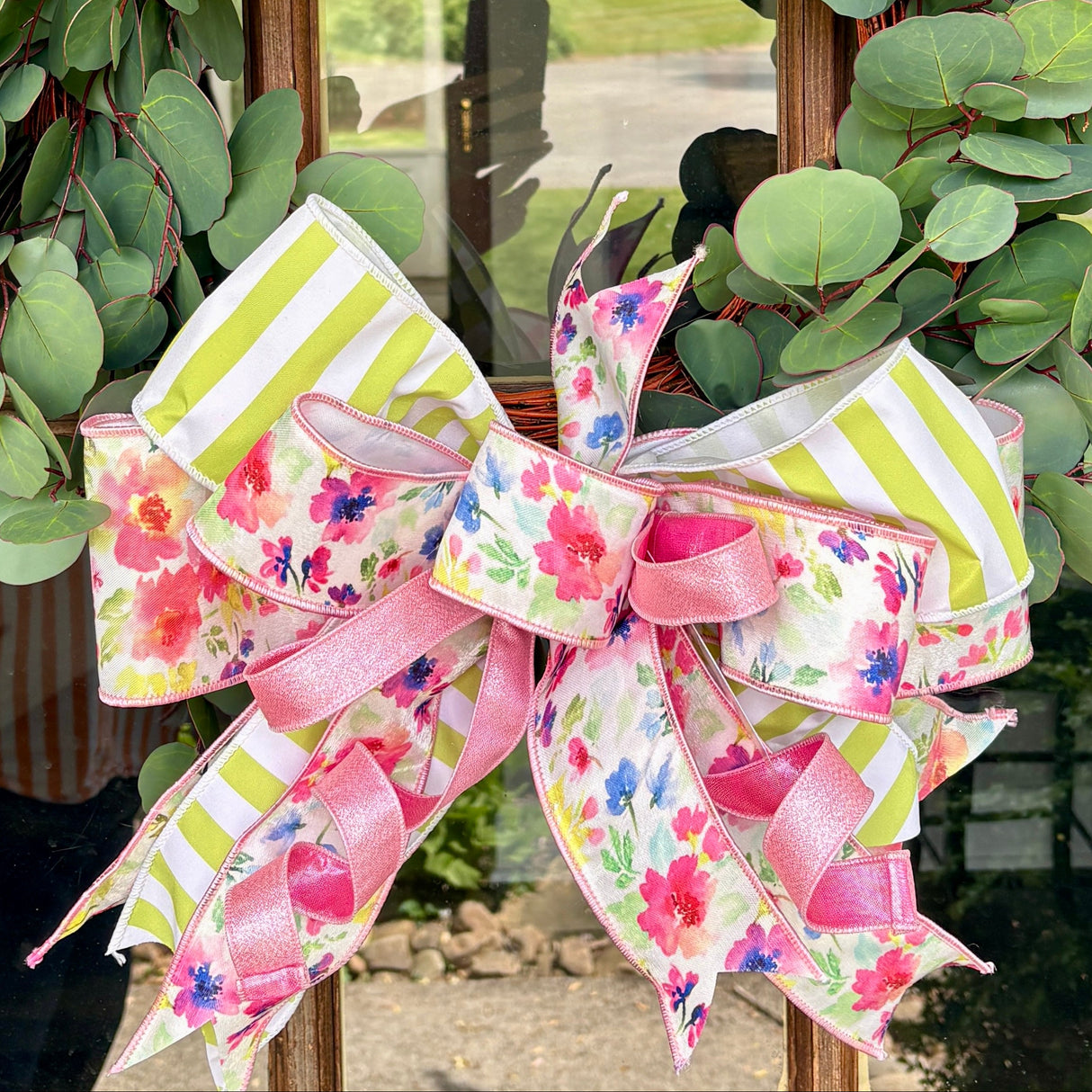 15" Blossom & Vine Spring Bow