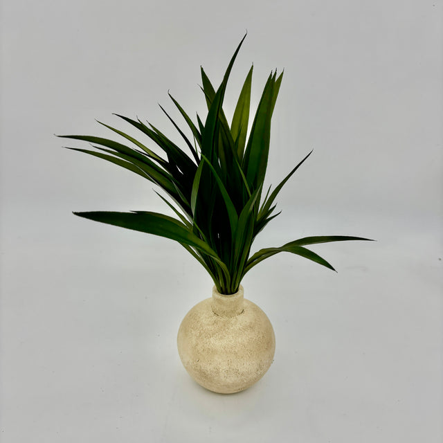15" Dark Green Grass Bush