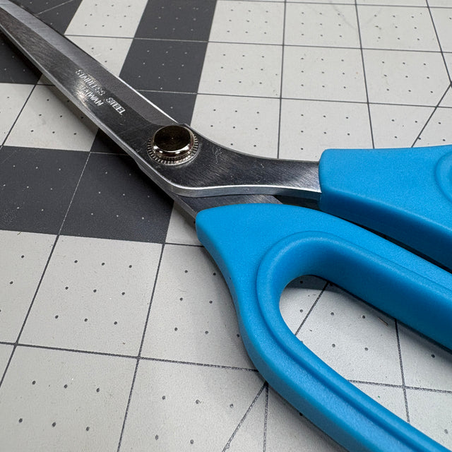 9.5"L Pro Ribbon Scissors