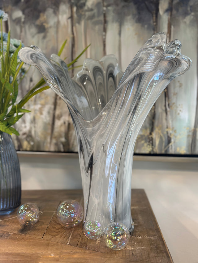 16" Blast Vase