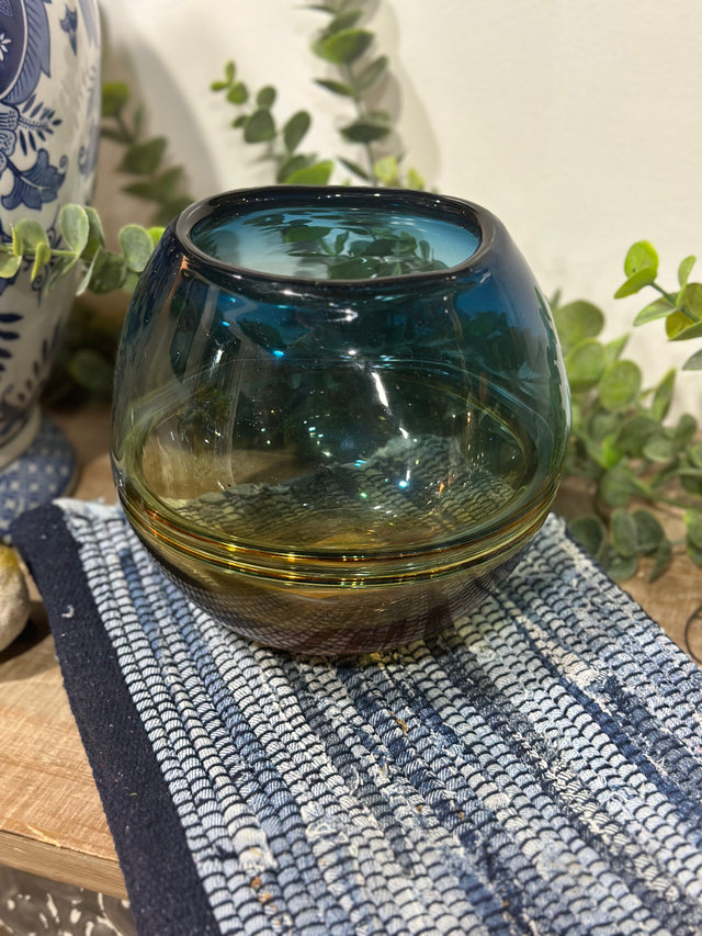 7.5” Ansen Glass Vase Round