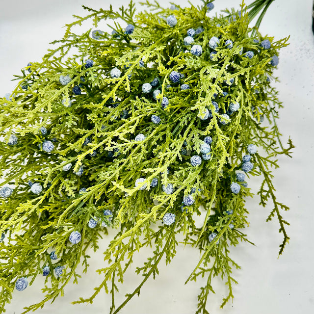 21.5" Blue Juniper Spray