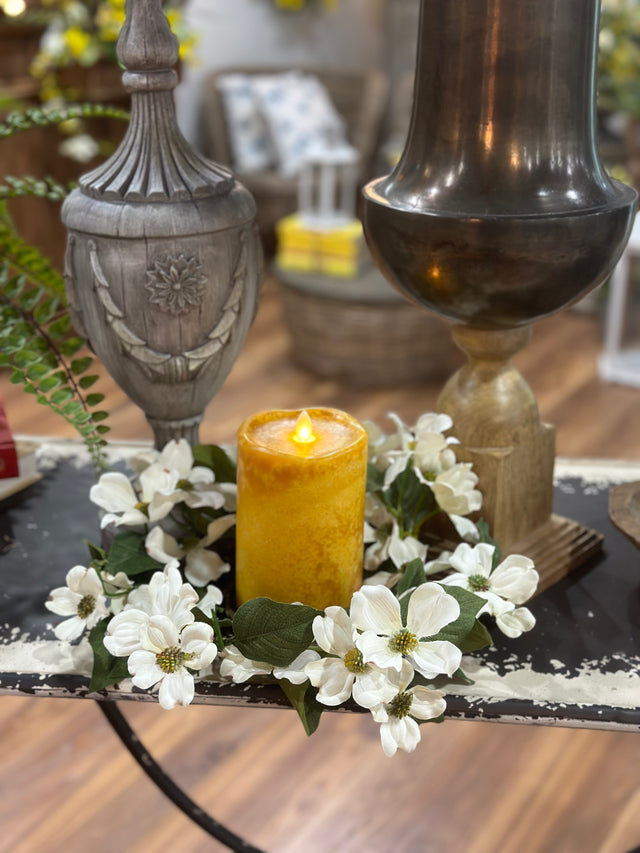 13" Dogwood Candle Ring Cream