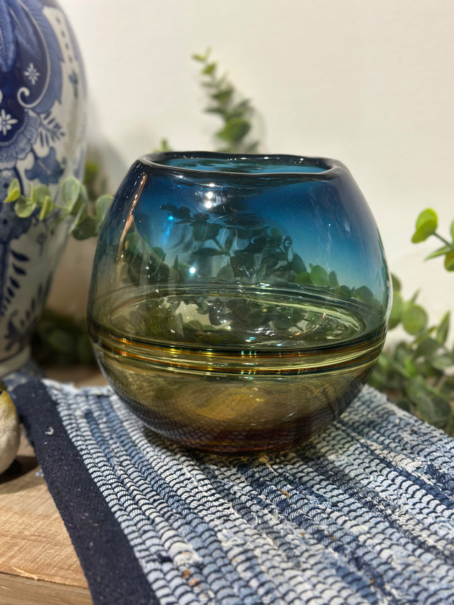 7.5” Ansen Glass Vase Round