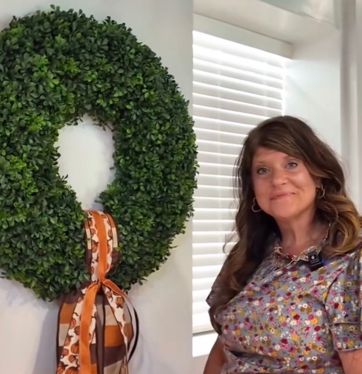 30" Green Boxwood Deluxe Wreath