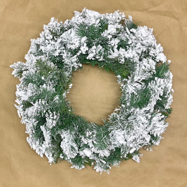 24" Flocked Winter Wreath 120T