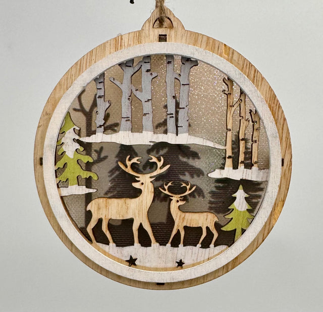 4" Wooden Woodland Screen with Lights