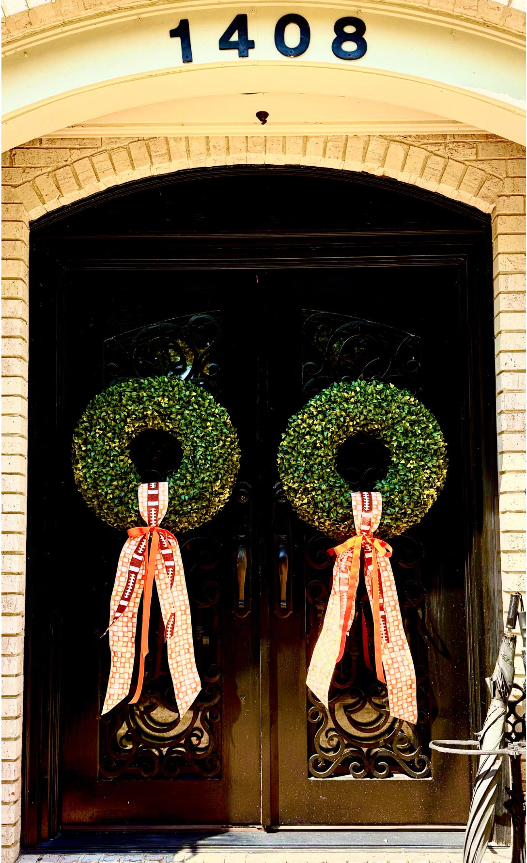 30" Green Boxwood Deluxe Wreath