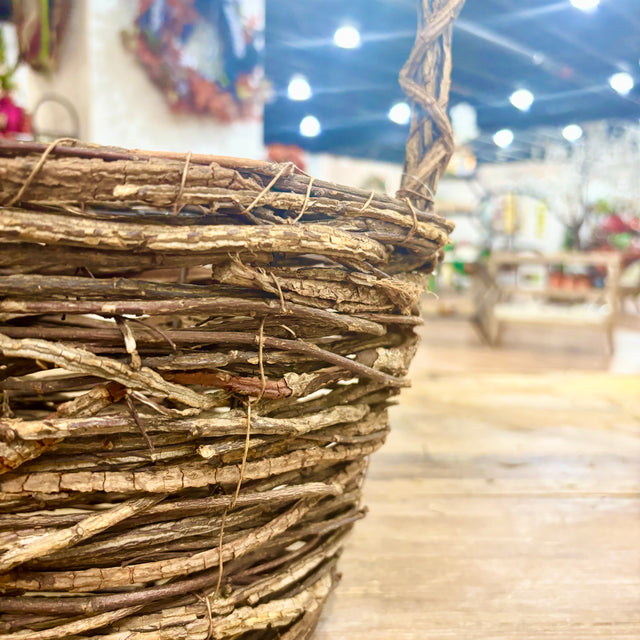Grapevine Wall Basket | Available in 18" and 24" Sizes
