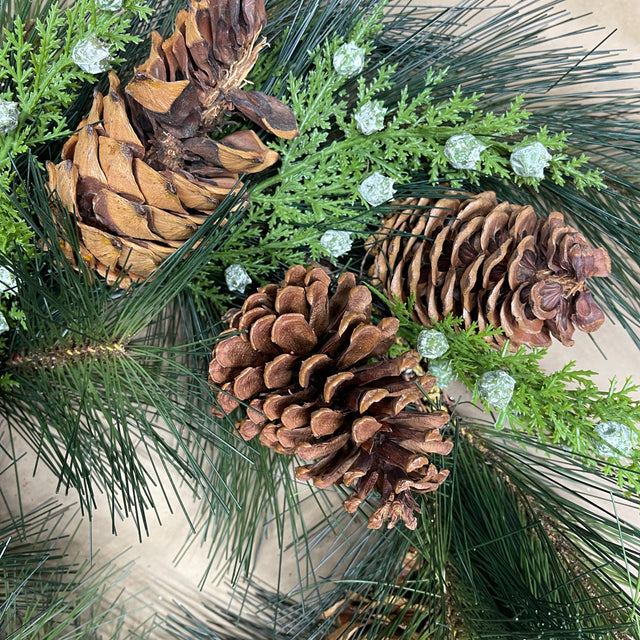 24" Sugar Pine Wreath