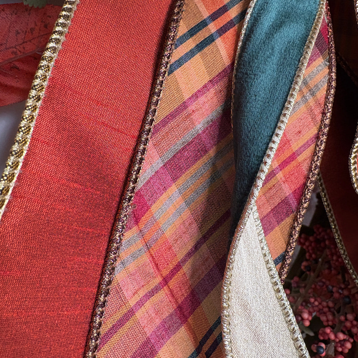 20" Autumnal Plaid Designer Bow