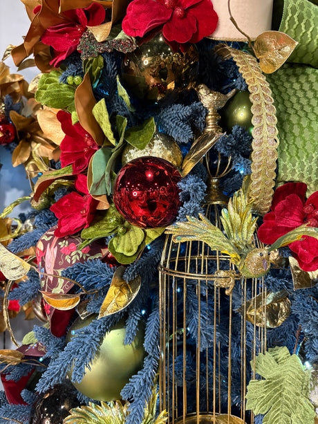Golden Magnolia Red & Green Christmas Tree Decor