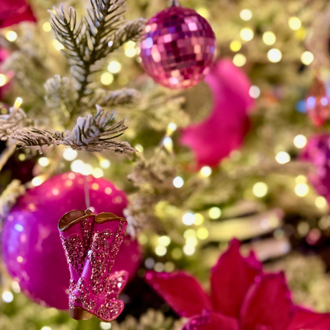 2025 Strut Your Season | Pinkmas Collection