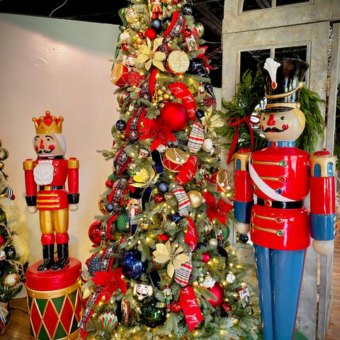 "Nutcracker Christmas" Signature Christmas Decor Collection