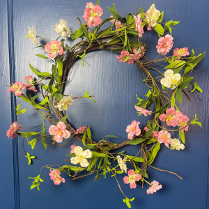 21" Coral and Cream Primula Wreath