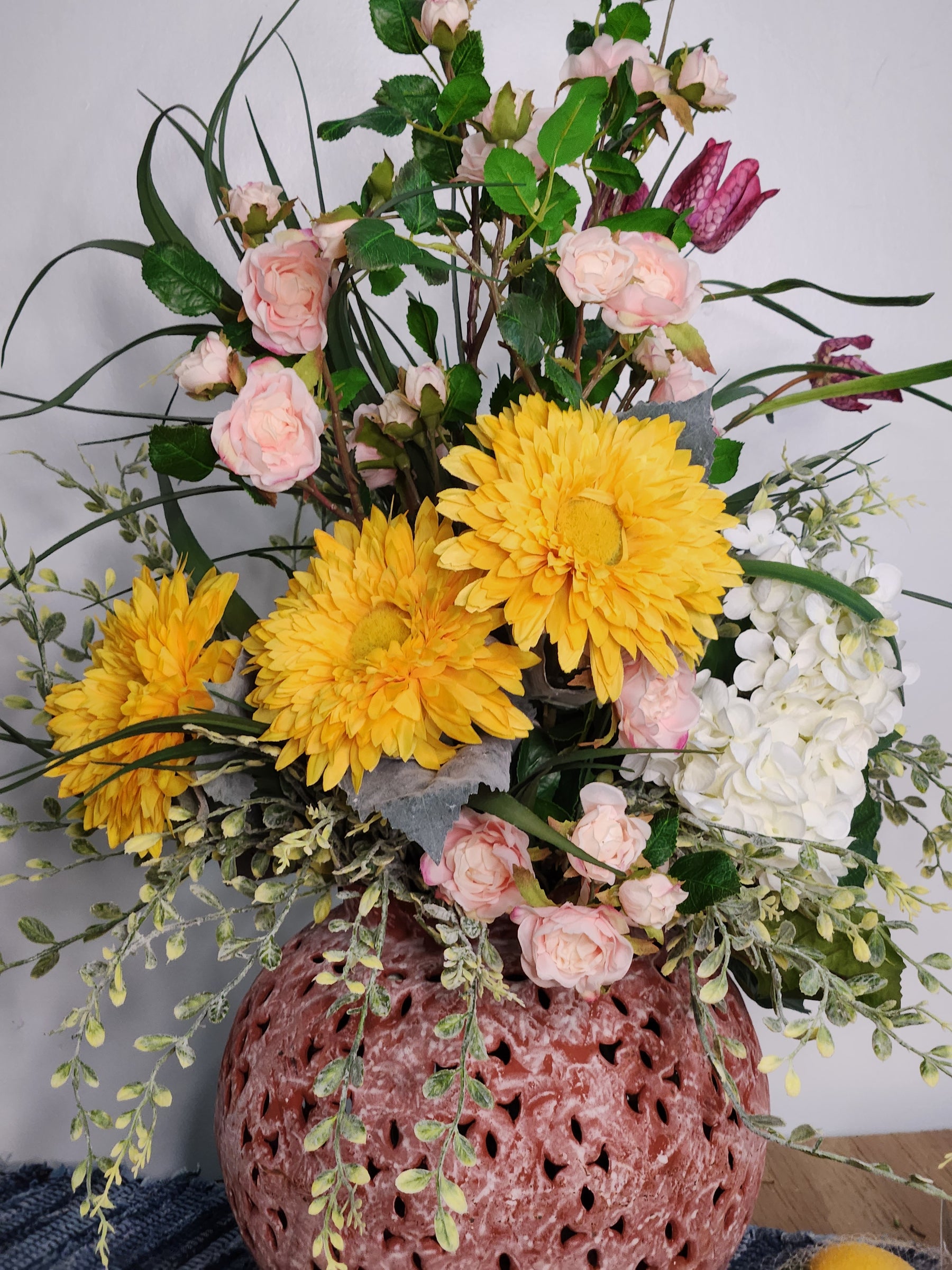 Spring/Summer Floral Arrangements– Design Decor Knoxville