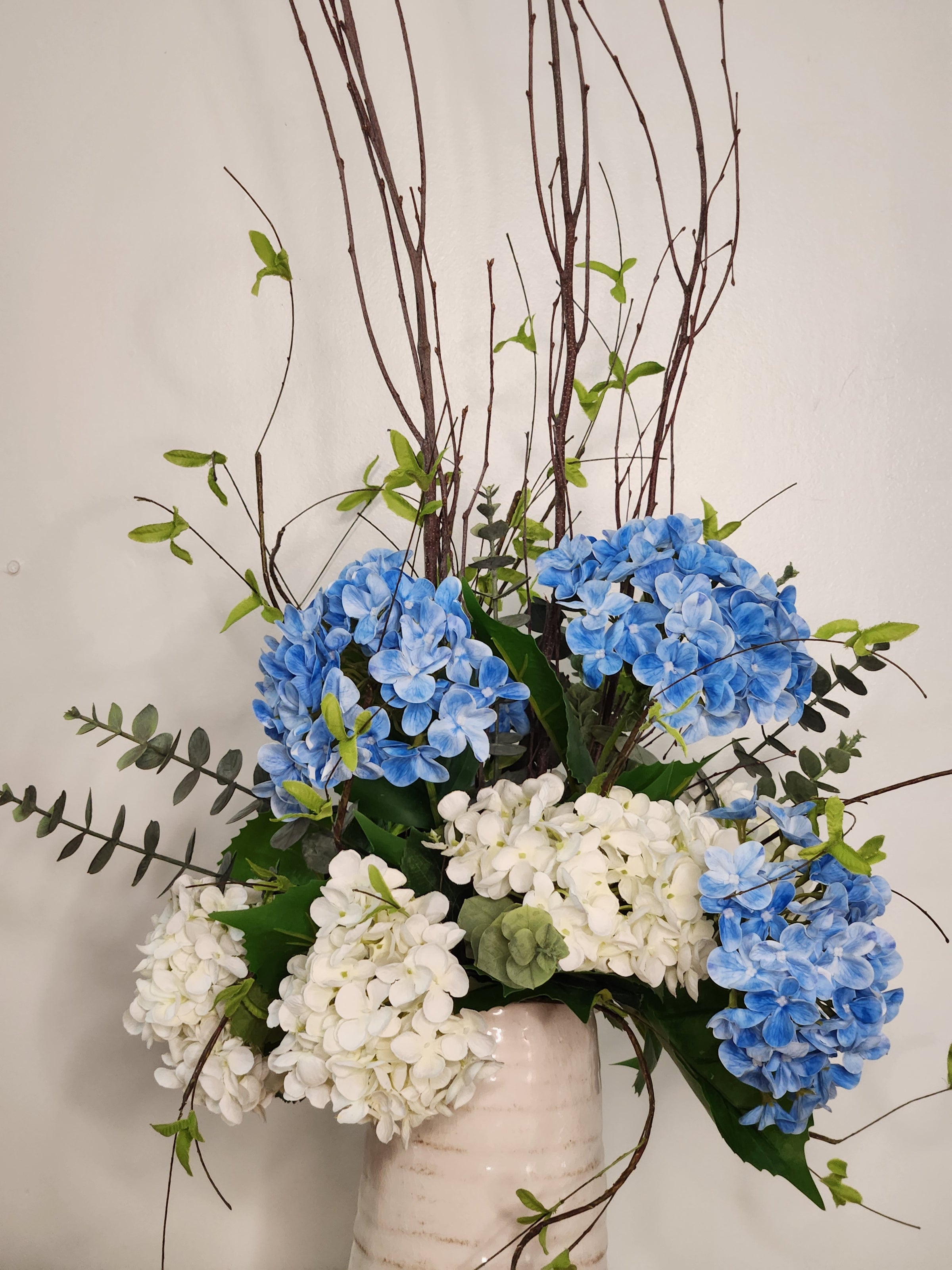 Spring/Summer Floral Arrangements– Design Decor Knoxville