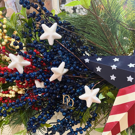 Barn Star & Berries Custom Signature Garland, additional view