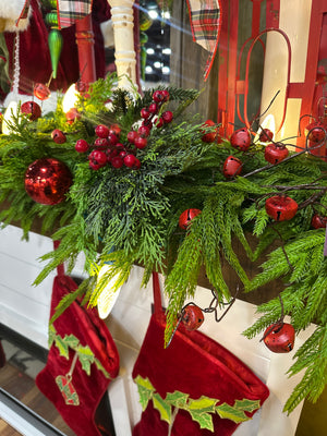 "Home For The Holiday's" Signature Christmas Garland