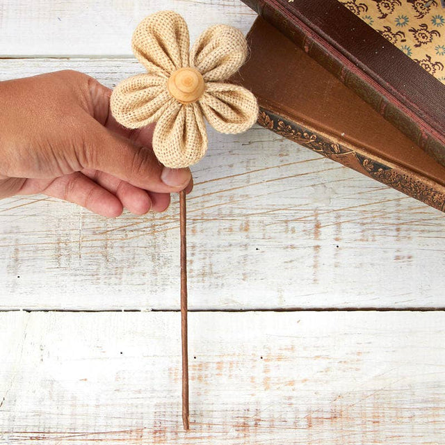 7" Natural Burlap Daisy Pick