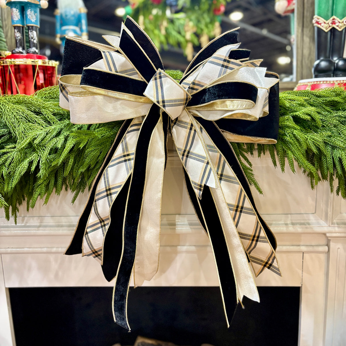 Midnight Glamour Christmas Bow | 20