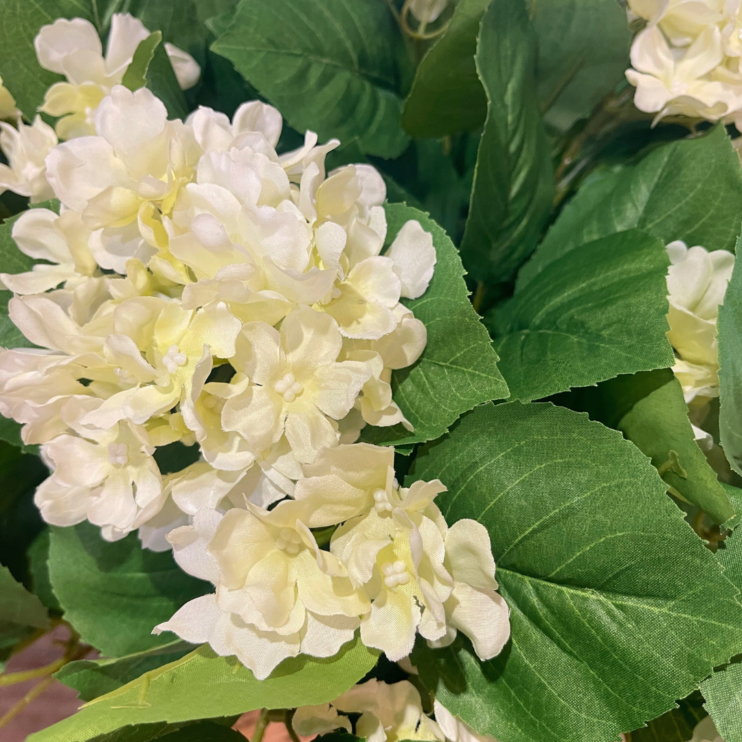27" Hydrangea Bush | UV Treated | Lavender or White