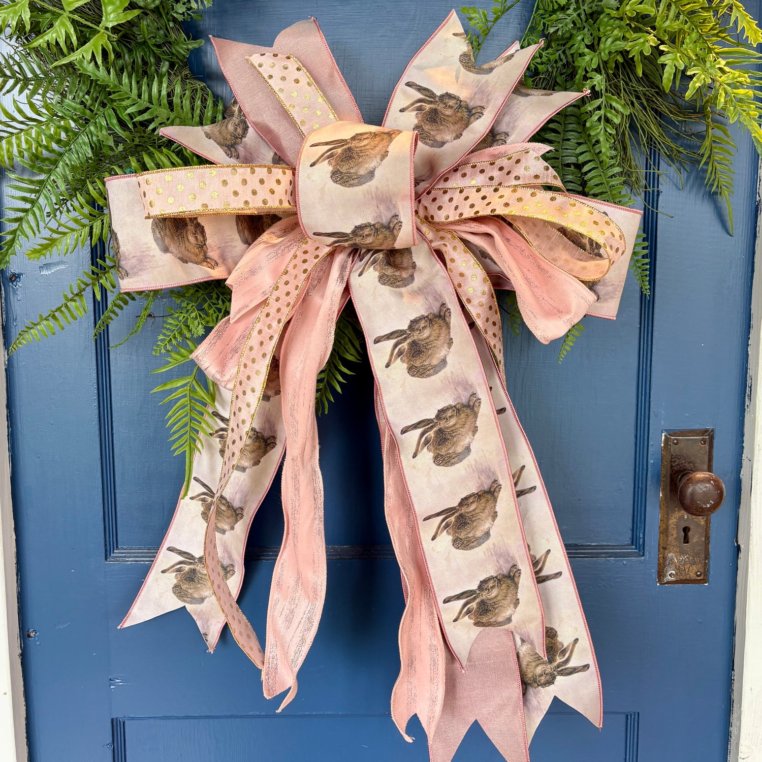 Heirloom Hare Designer Handtied Bow | 2 Sizes – Design Decor Knoxville