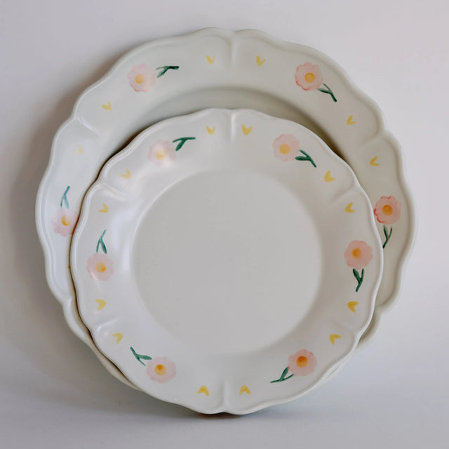 Coquette Picnic Plate