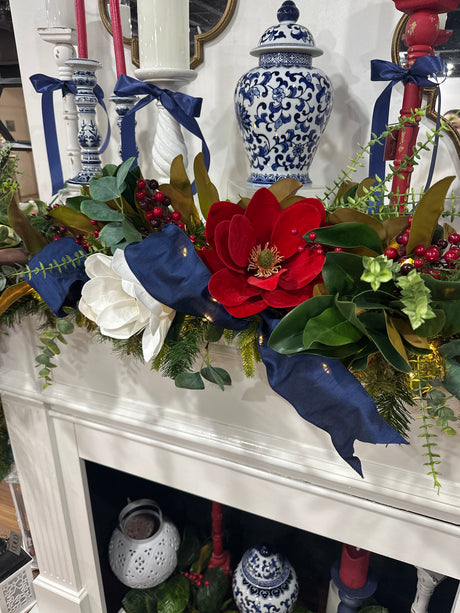 Southern Manor Signature Christmas Garland, additional view