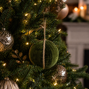 6" Velvet Ball Ornament - Green