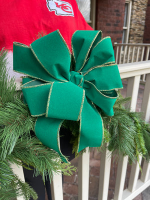 Holiday Green Velvet Outdoor Wired Edge, 2.5" 10 Yards