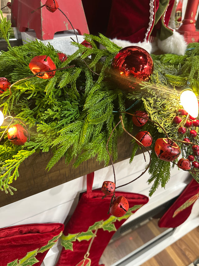 "Home For The Holiday's" Signature Christmas Garland