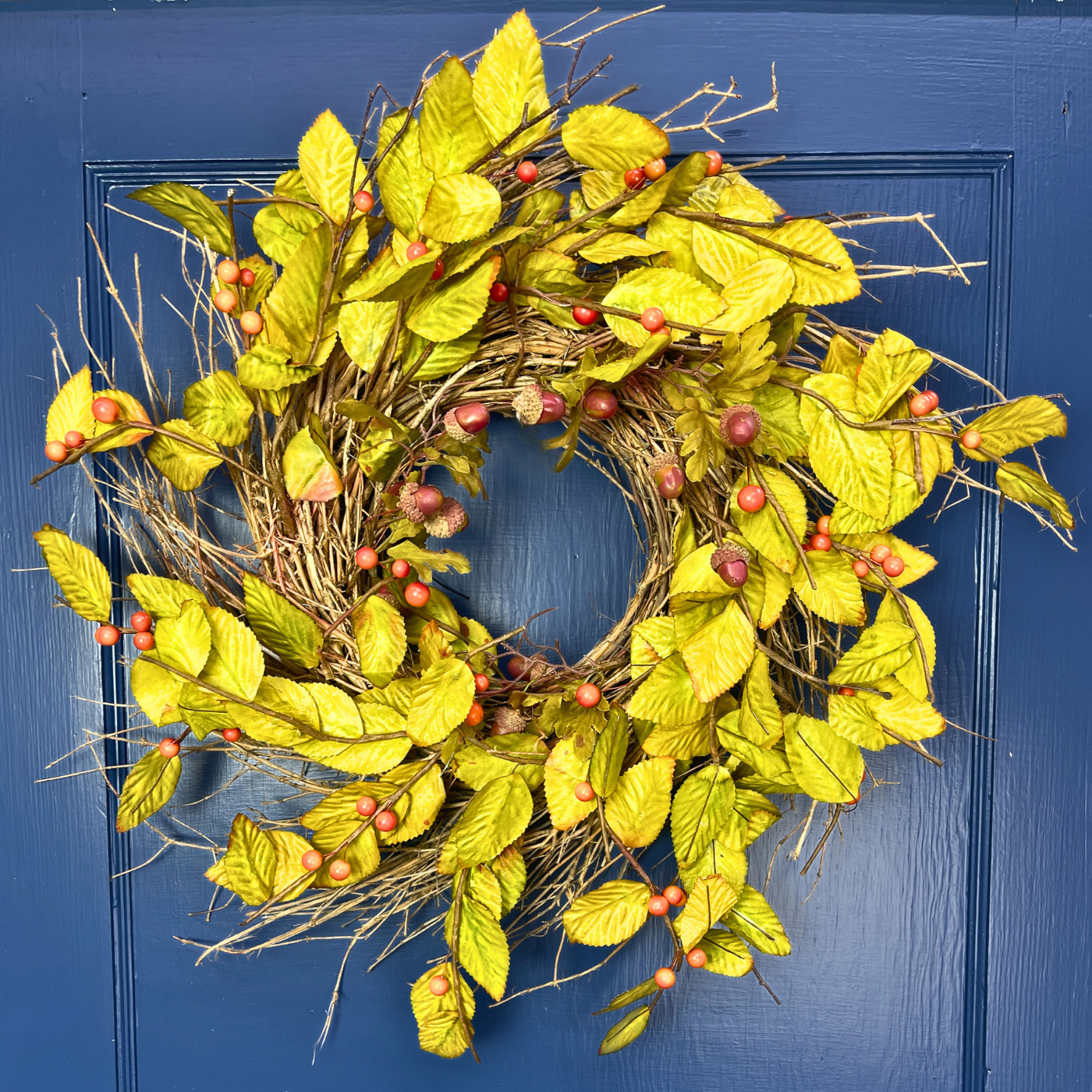 26" Acorn Wreath