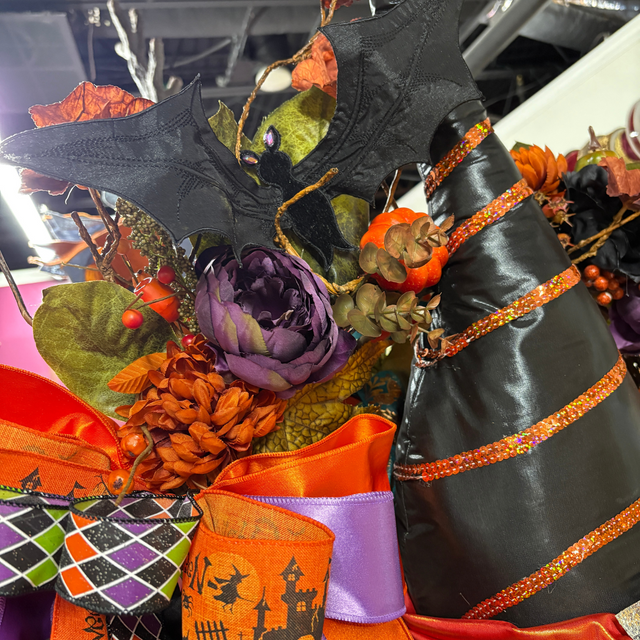 32" Bats, Bows & Bewitchment Designer Halloween Wreath