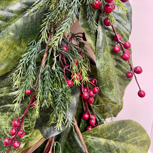 48" WP Berry Magnolia Leaf Garland