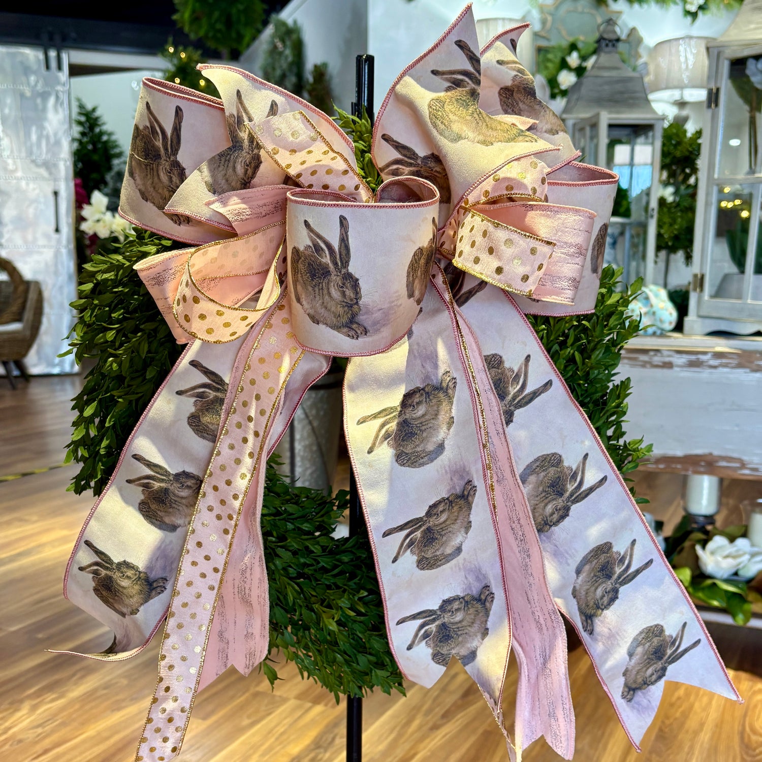 Heirloom Hare Designer Handtied Bow | 2 Sizes – Design Decor Knoxville