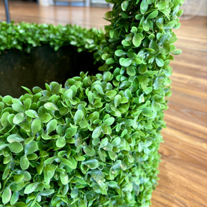 17" UV Boxwood Basket with Handle