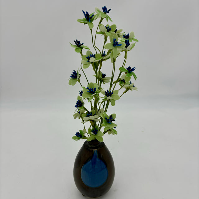 13.5" Blue Dainty Daisy Bush