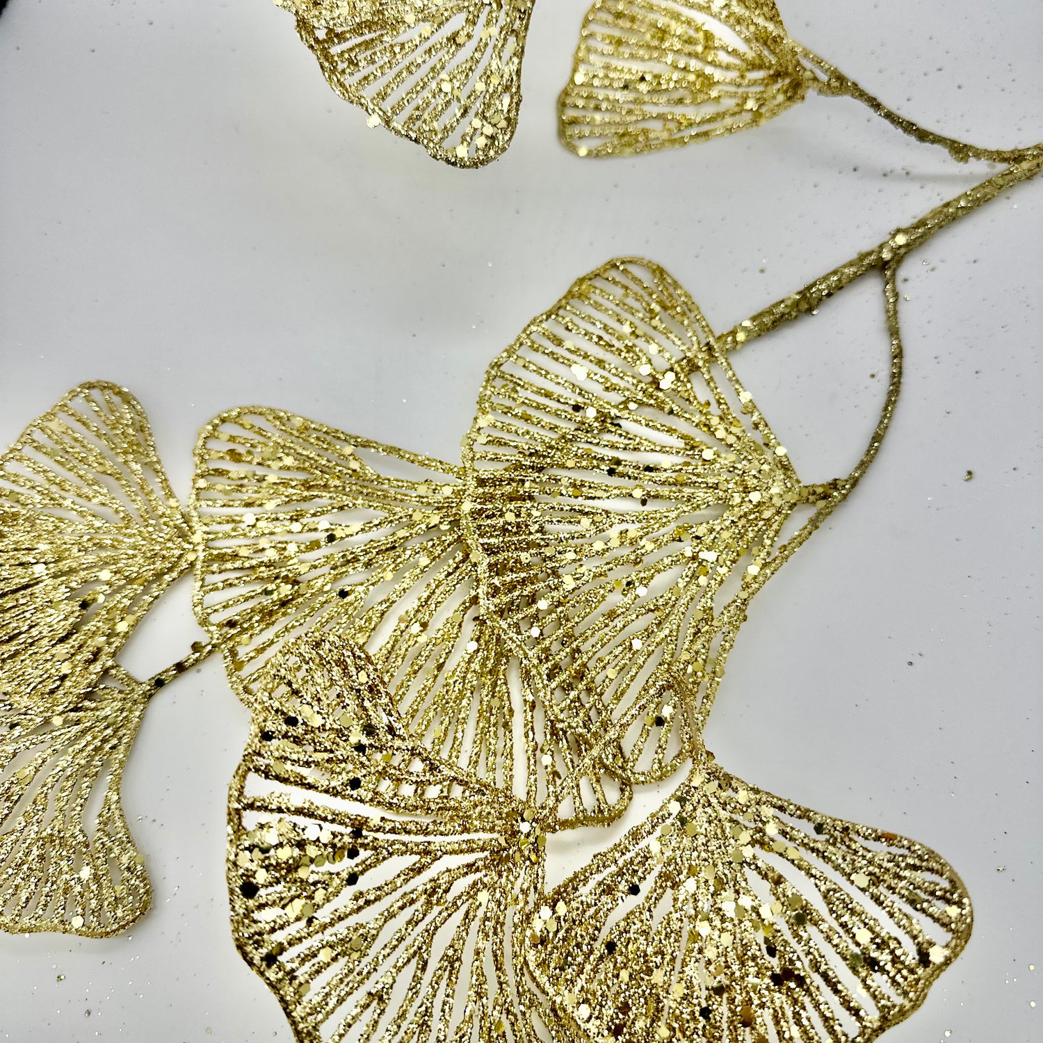 28" Gold Ginkgo Glitter Spray