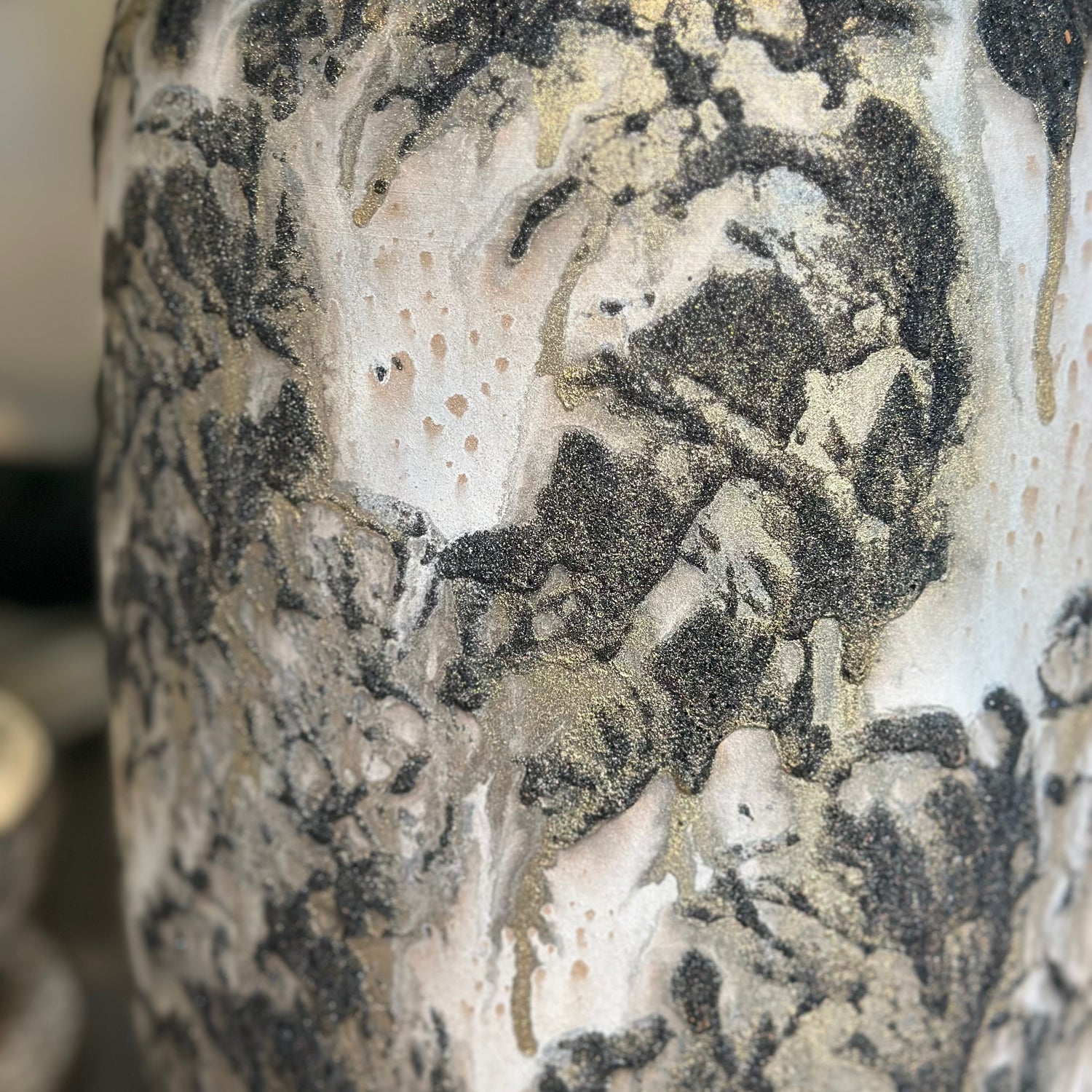 16" Dark Gold Jarra Vase