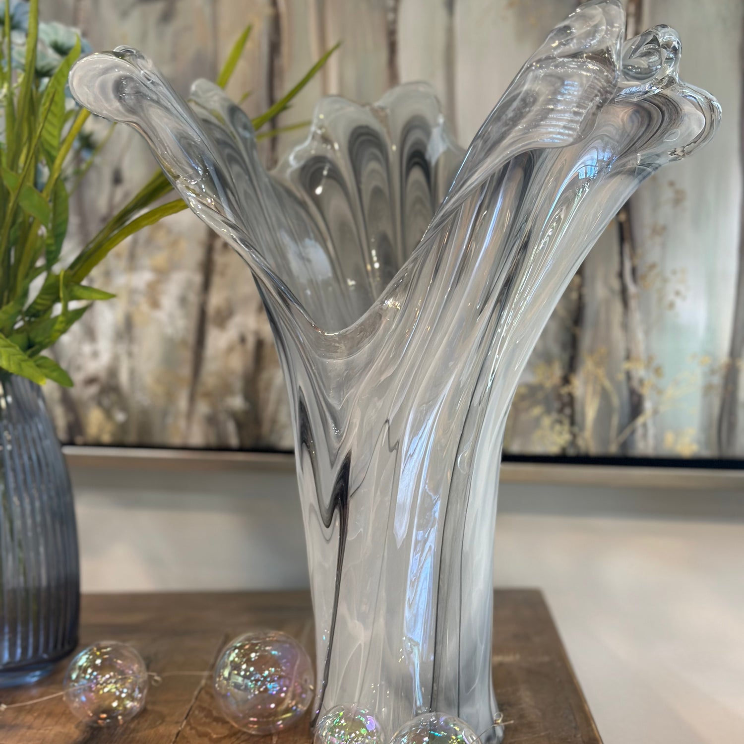 16" Blast Vase