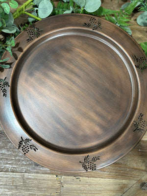 13” Metal Valley Pine Charger