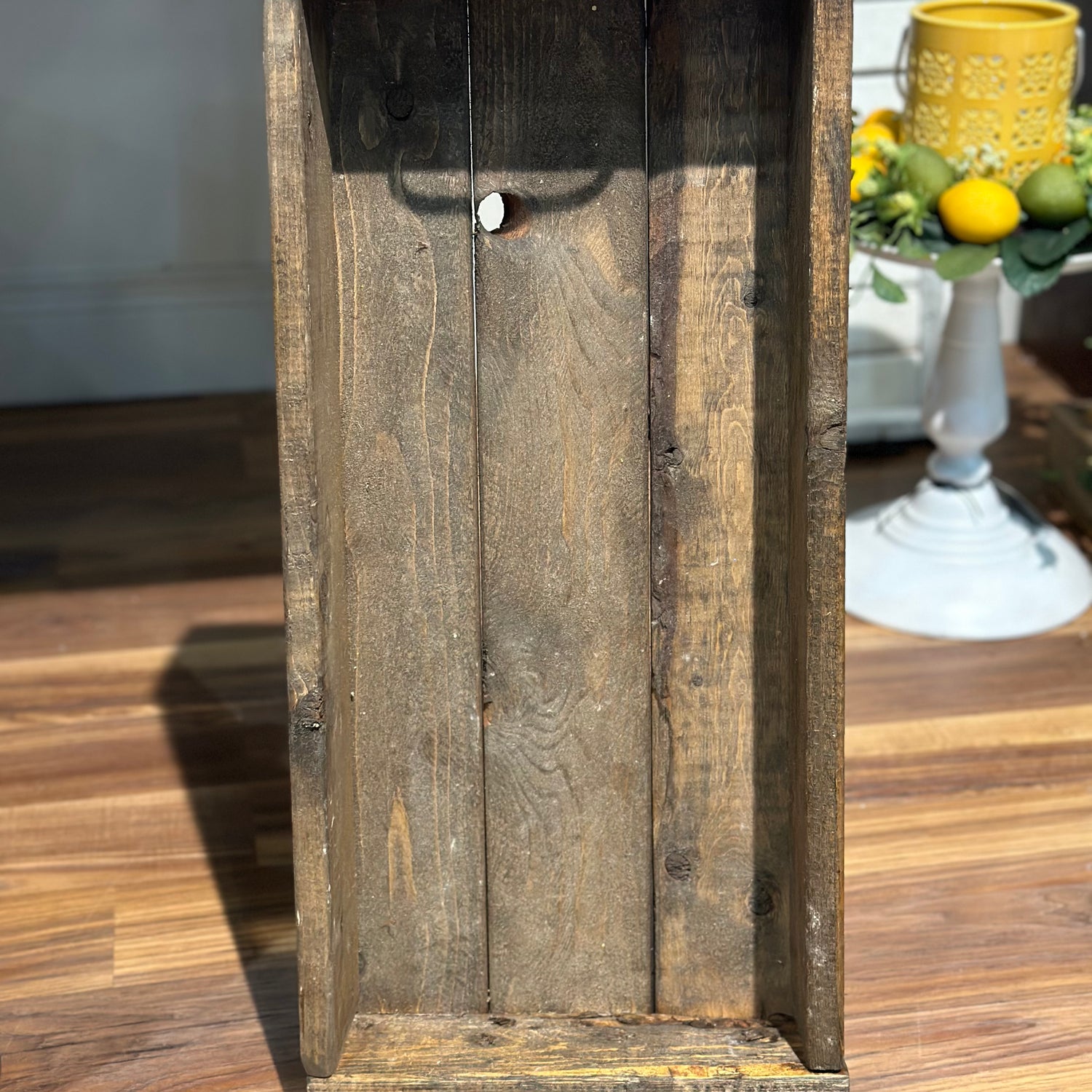 22" Medium Wood Tray