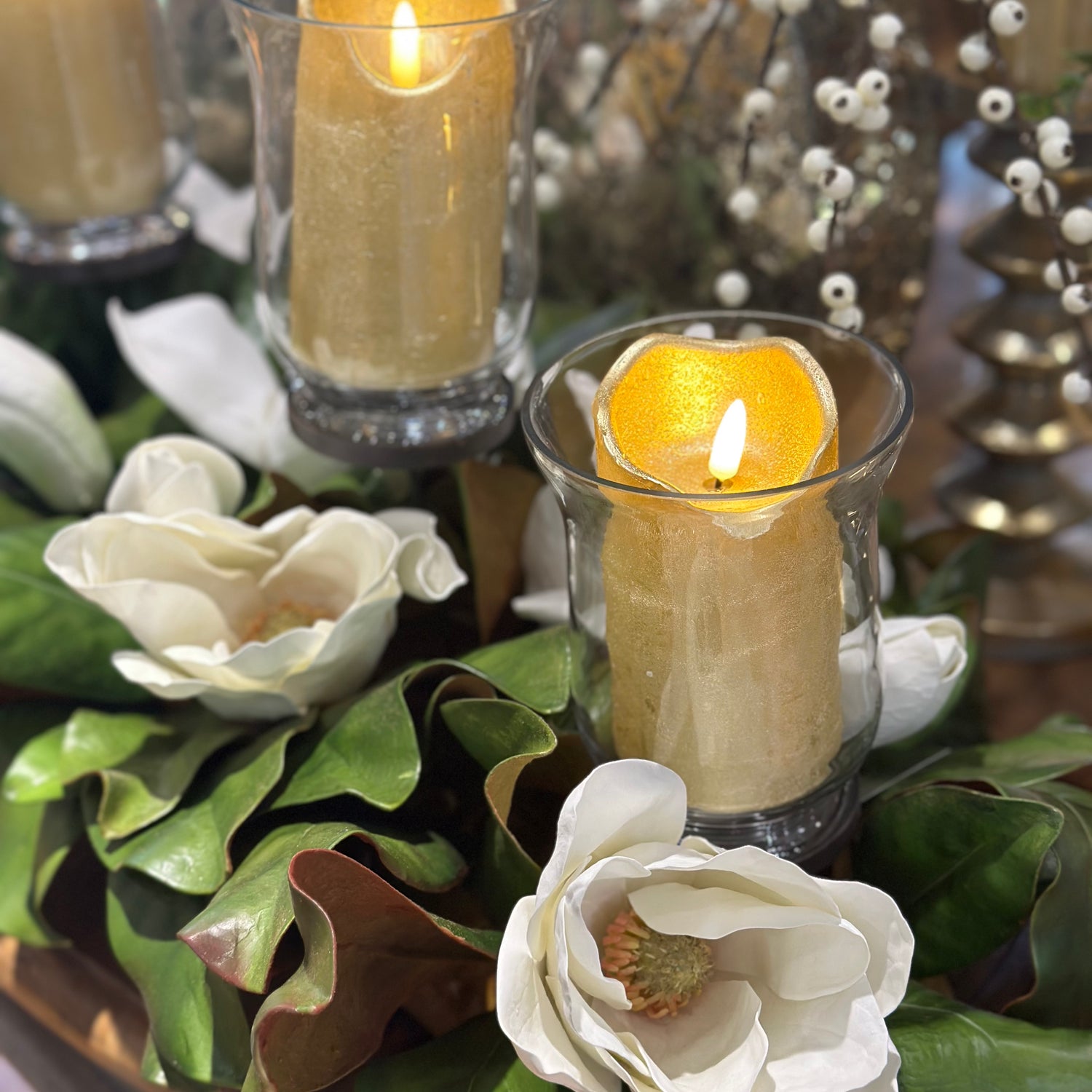 40" Magnolia Centerpiece