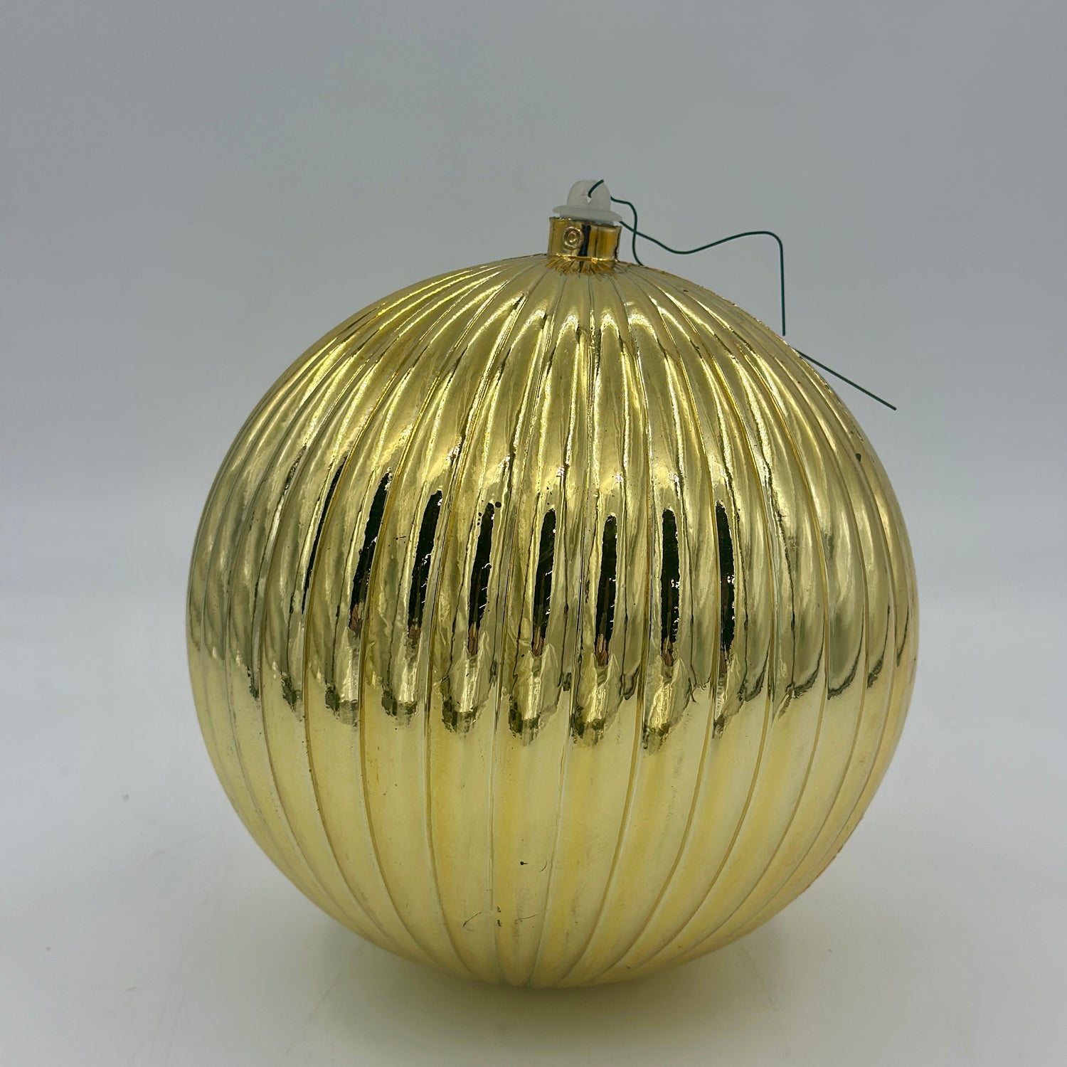 8" Shiny Gold Ribbed Ornament