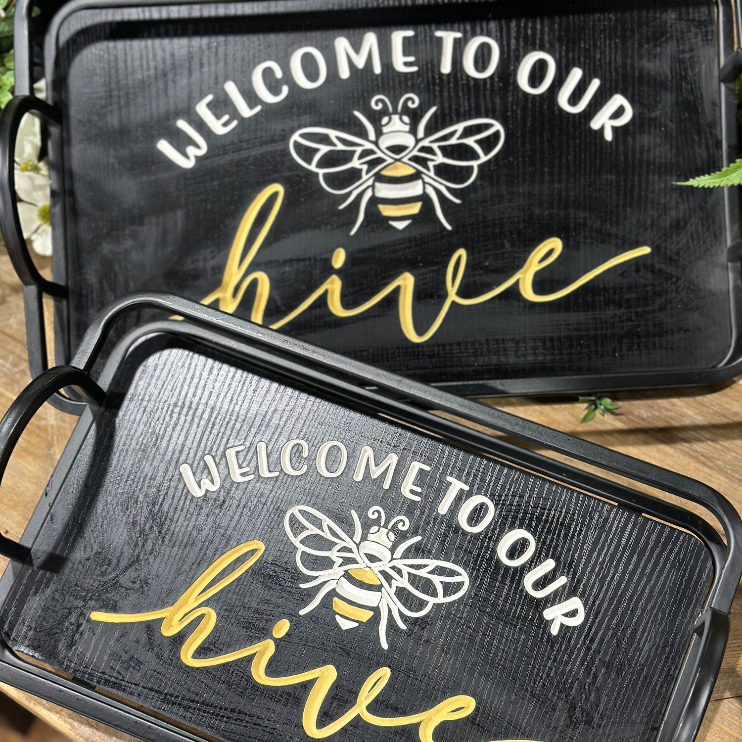18"-15" Wood Bee Trays Set of 2