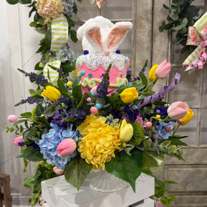 20" Hoppy Little Celebration Custom Designer Arrangement